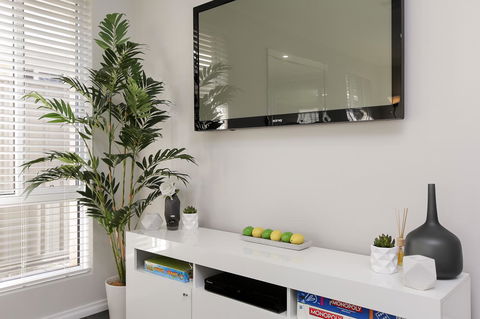 Perth Comfy Stays - eAccommodation 1