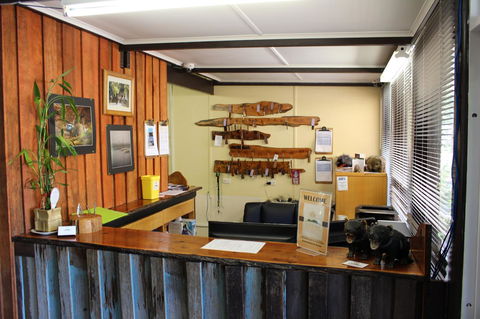 Tullah Lakeside Lodge - eAccommodation 23