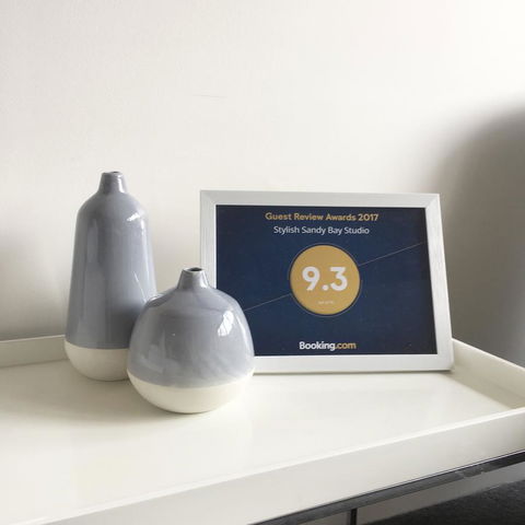 Sandy Bay Studio Apartment - eAccommodation 10