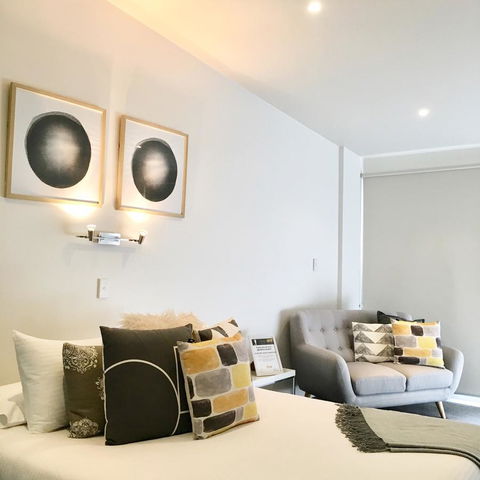 Sandy Bay Studio Apartment - eAccommodation 0