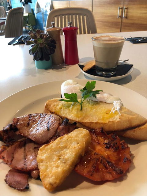 Riverfront Motel & Villas - eAccommodation 37