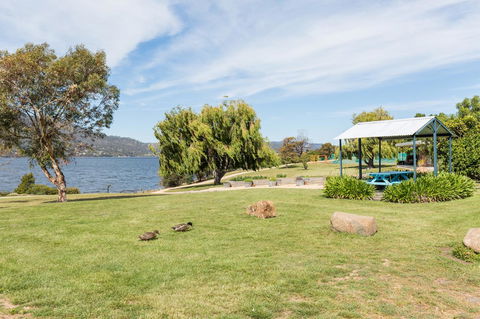 Riverfront Motel & Villas - eAccommodation 7