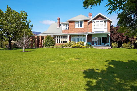 Riverfront Motel & Villas - eAccommodation 40