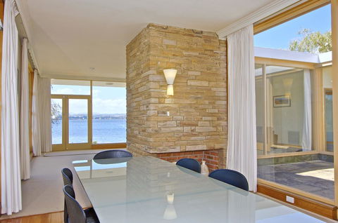 Riverfront Motel & Villas - eAccommodation 39