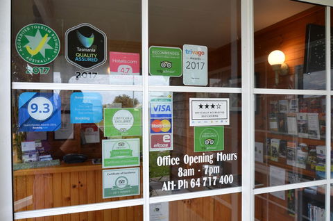 Castaway Holiday Apartments - eAccommodation 17