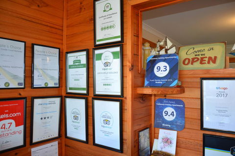 Castaway Holiday Apartments - eAccommodation 16