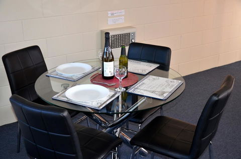 Castaway Holiday Apartments - eAccommodation 25