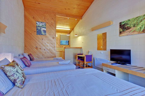 Gold Rush Inn - eAccommodation 13