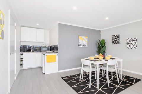 Views Forever - Devonport - eAccommodation 7