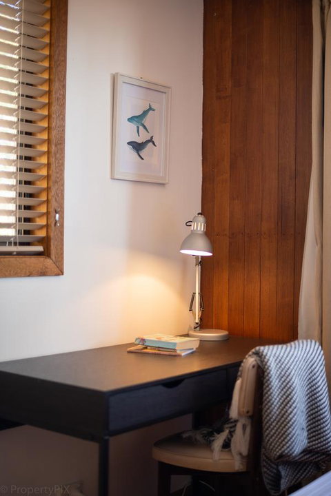 The Sandy Sister - eAccommodation 30