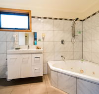 Driftwood Strahan Villas - eAccommodation