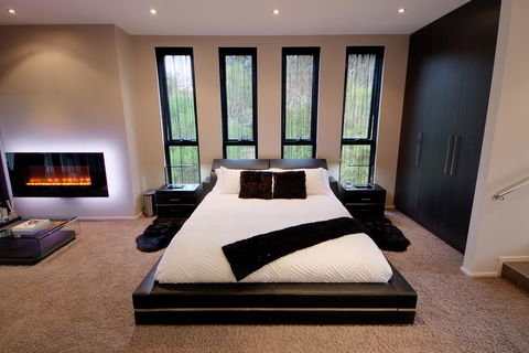 Amare Beachside Luxury - eAccommodation 13