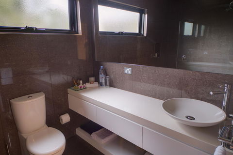 Amare Beachside Luxury - eAccommodation 14