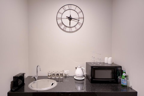 Amare Beachside Luxury - eAccommodation 17