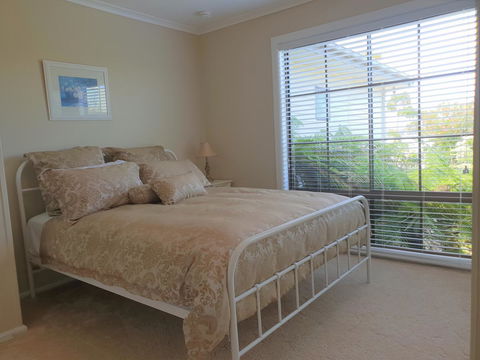 Garden By The Beach - Gateway To The East Coast, Close To Airport - eAccommodation 3