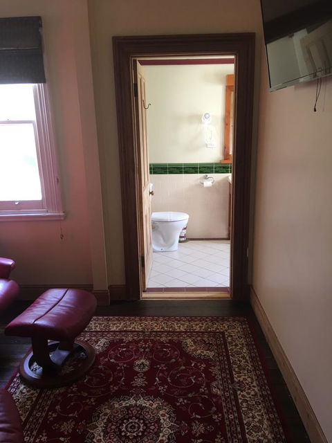 Kerrellie Cottages 2, 4 & 8 Reid Street - eAccommodation 16