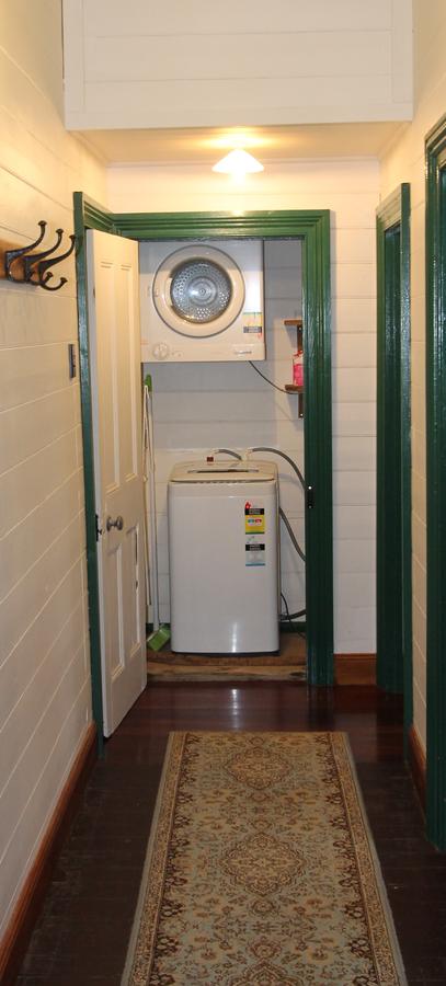 Kerrellie Cottages 2, 4 & 8 Reid Street - eAccommodation 10