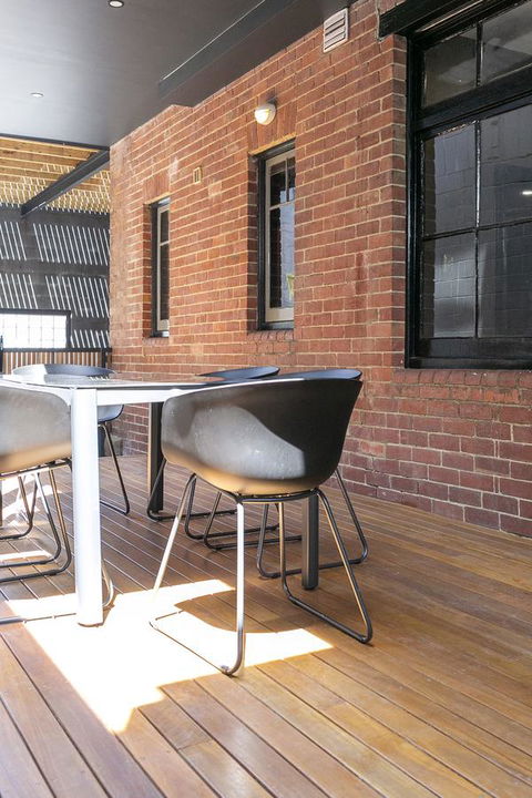 Insomnia On Elizabeth - eAccommodation 27