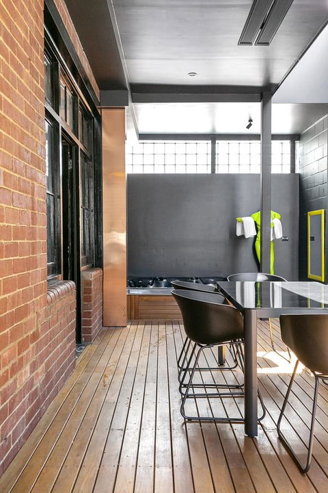 Insomnia On Elizabeth - eAccommodation 3