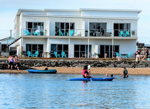 Ulverstone River Edge HolidayApartments - eAccommodation 8