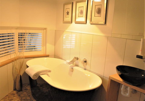 Ulverstone River Edge HolidayApartments - eAccommodation 13