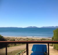 Swansea Beach House Oceanfront - eAccommodation