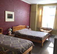 Mount Black Lodge - eAccommodation