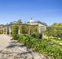 North Haven lovely coastal beach house private garden walk to beach and village - eAccommodation