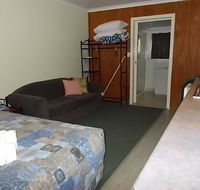 Oakridge Motel Tourist Park - eAccommodation