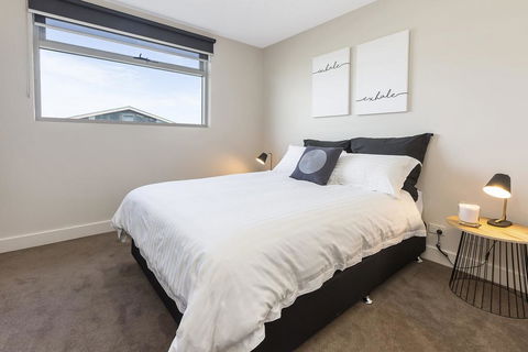 OCEAN BEACH RETREAT - SORRENTO - eAccommodation 1