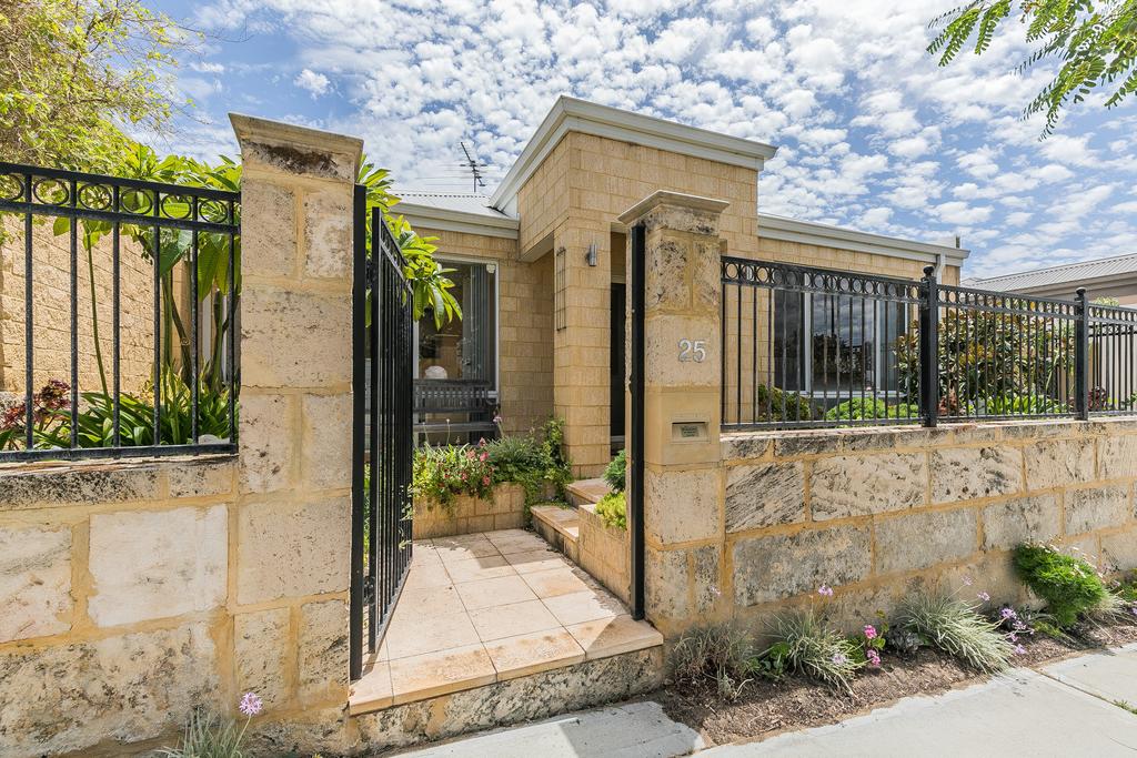 Clarkson WA eAccommodation