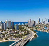 Ocean View Apartment Southport - eAccommodation
