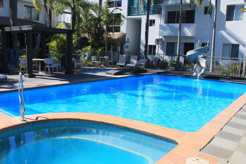 Oceanside Hawks Nest - eAccommodation 0