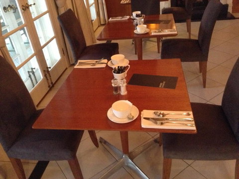 Oscars Waterfront Boutique Hotel - eAccommodation 1