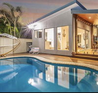 Paradise on the Peninsula - eAccommodation