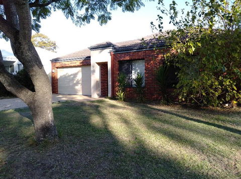 Park View Holiday Getaway - eAccommodation 1