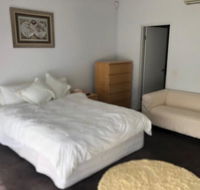 peninsula - eAccommodation