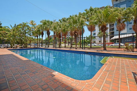 Peninsular Apartments - eAccommodation 1