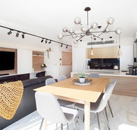 Penthouse Designer Apartment Close to City - eAccommodation