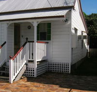 Pine Cottage - eAccommodation