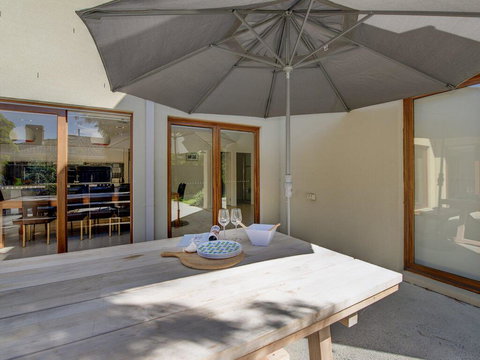 Plantation Bay - eAccommodation 2