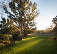 Pool House - eAccommodation