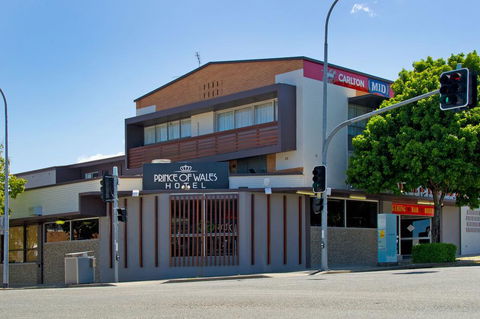Prince Of Wales Hotel - eAccommodation 1