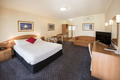 Quality Inn Penrith Sydney - eAccommodation 2