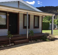 Rail Trail Cottage - eAccommodation
