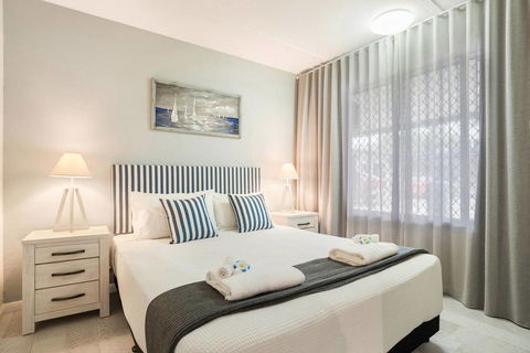 Rare! Modern Unit With Private Fenced Garden Close To The Beach PC3 - eAccommodation 3