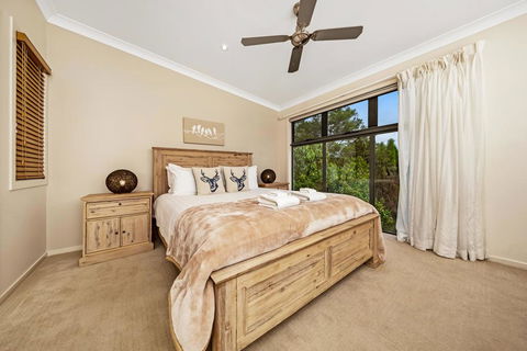 Ravensbourne Escape - Silverwood Lodge - eAccommodation 3