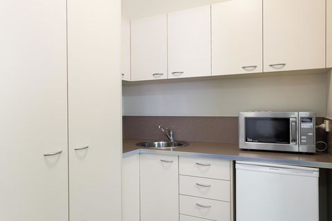 Redcliffe Motor Inn - eAccommodation 1