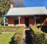 Redruth - 2 bedroom cottage situated in wandiligong - eAccommodation