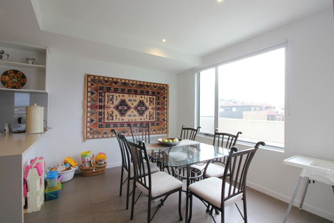 Rejuvenate San Remo - WiFi, Linen, Beach 200m, Family Friendly - eAccommodation 2